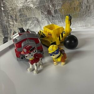 Paw Patrol Red and Yellow Action Figures Playset